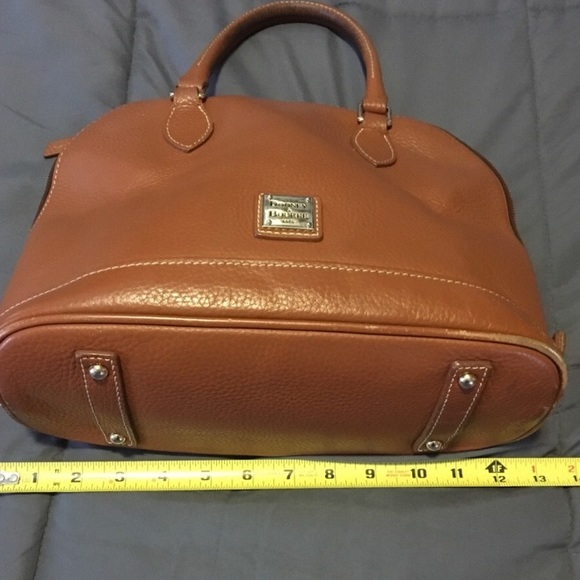 Dooney & Bourke Pebble Grain Purse - Picture 6 of 8